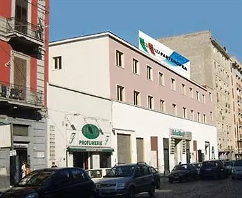 Pensjonat Residenza Partenopea 3*